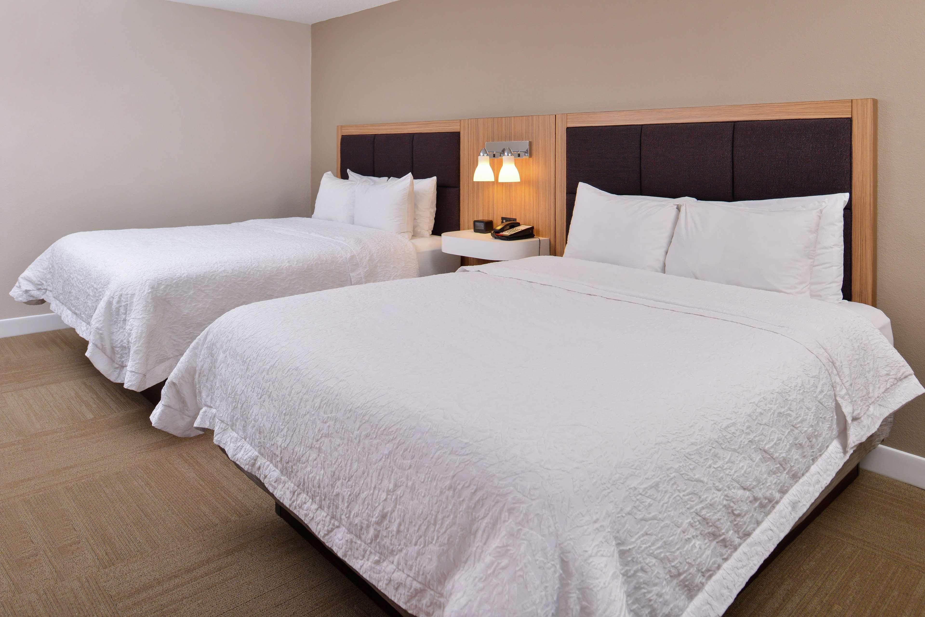 Hampton Inn Greensboro East / Mcleansville Buitenkant foto