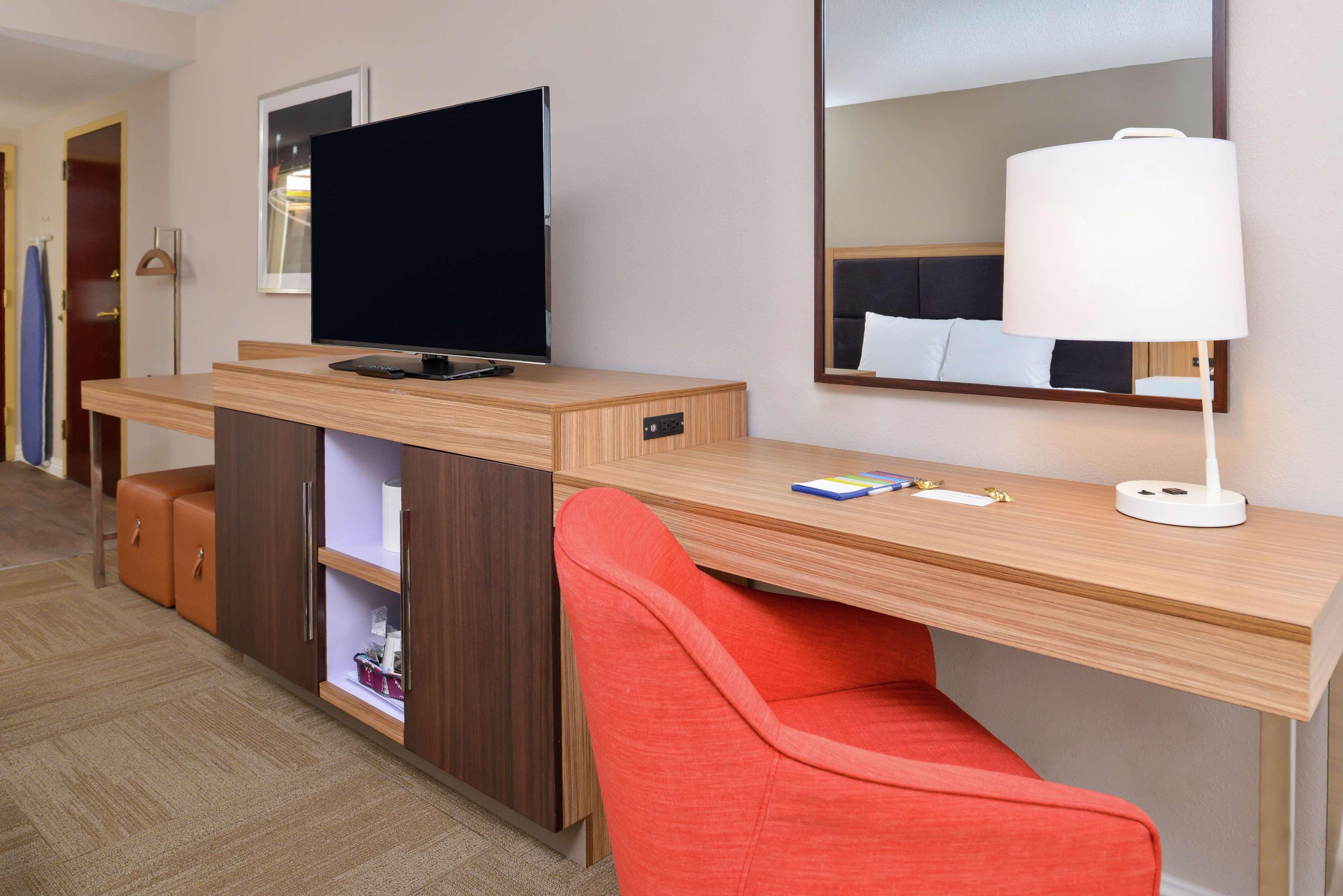 Hampton Inn Greensboro East / Mcleansville Buitenkant foto