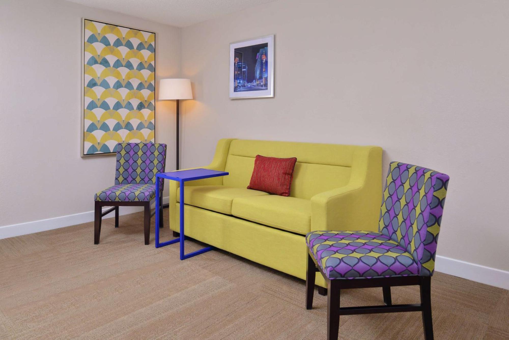 Hampton Inn Greensboro East / Mcleansville Buitenkant foto